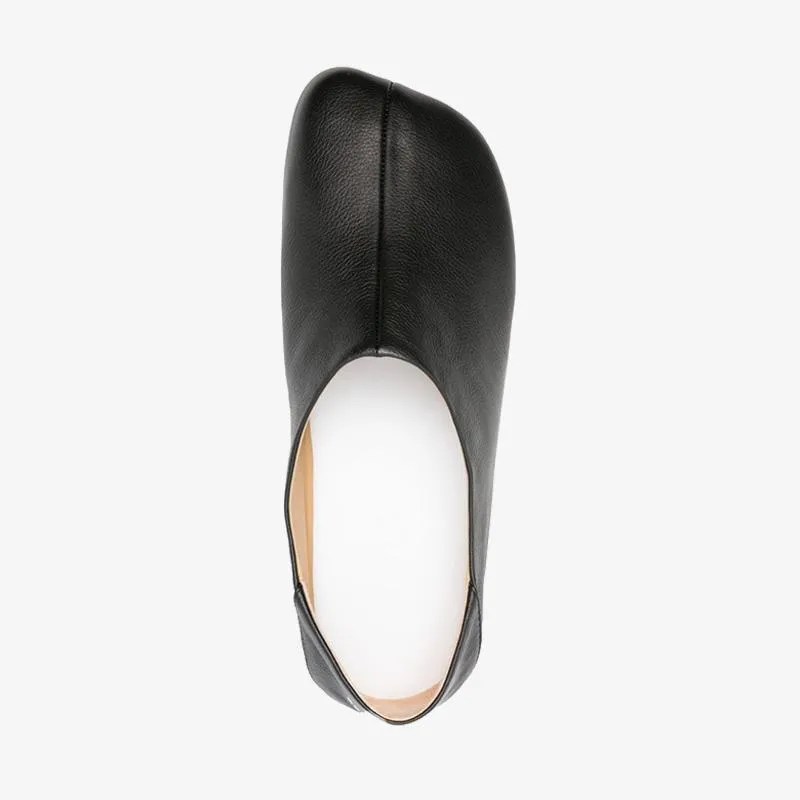 Asymmetric-Toe Leather Slippers