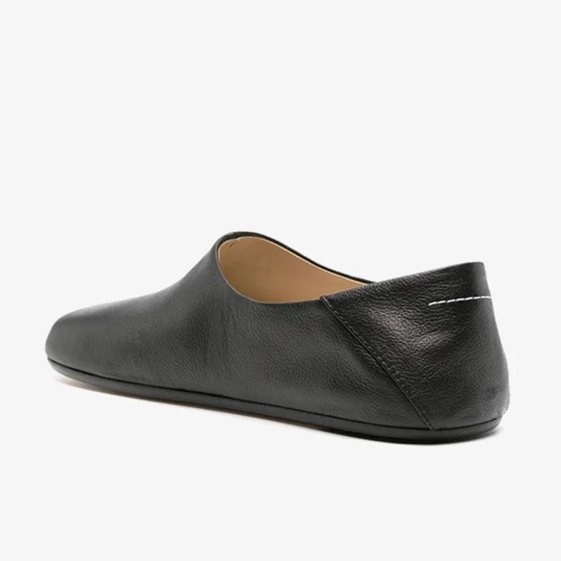 Asymmetric-Toe Leather Slippers