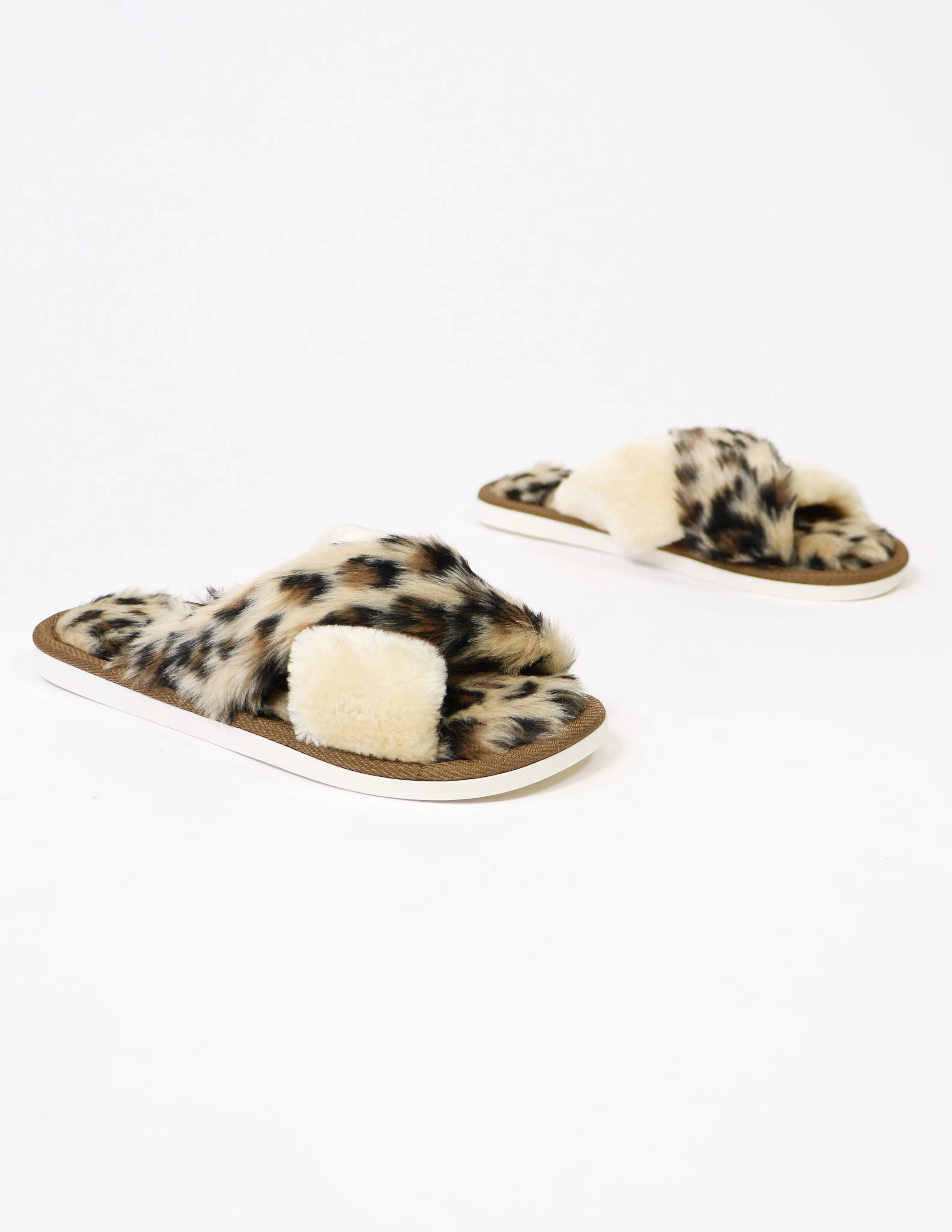 COZY KITTEN SLIPPER - Tan Leopard