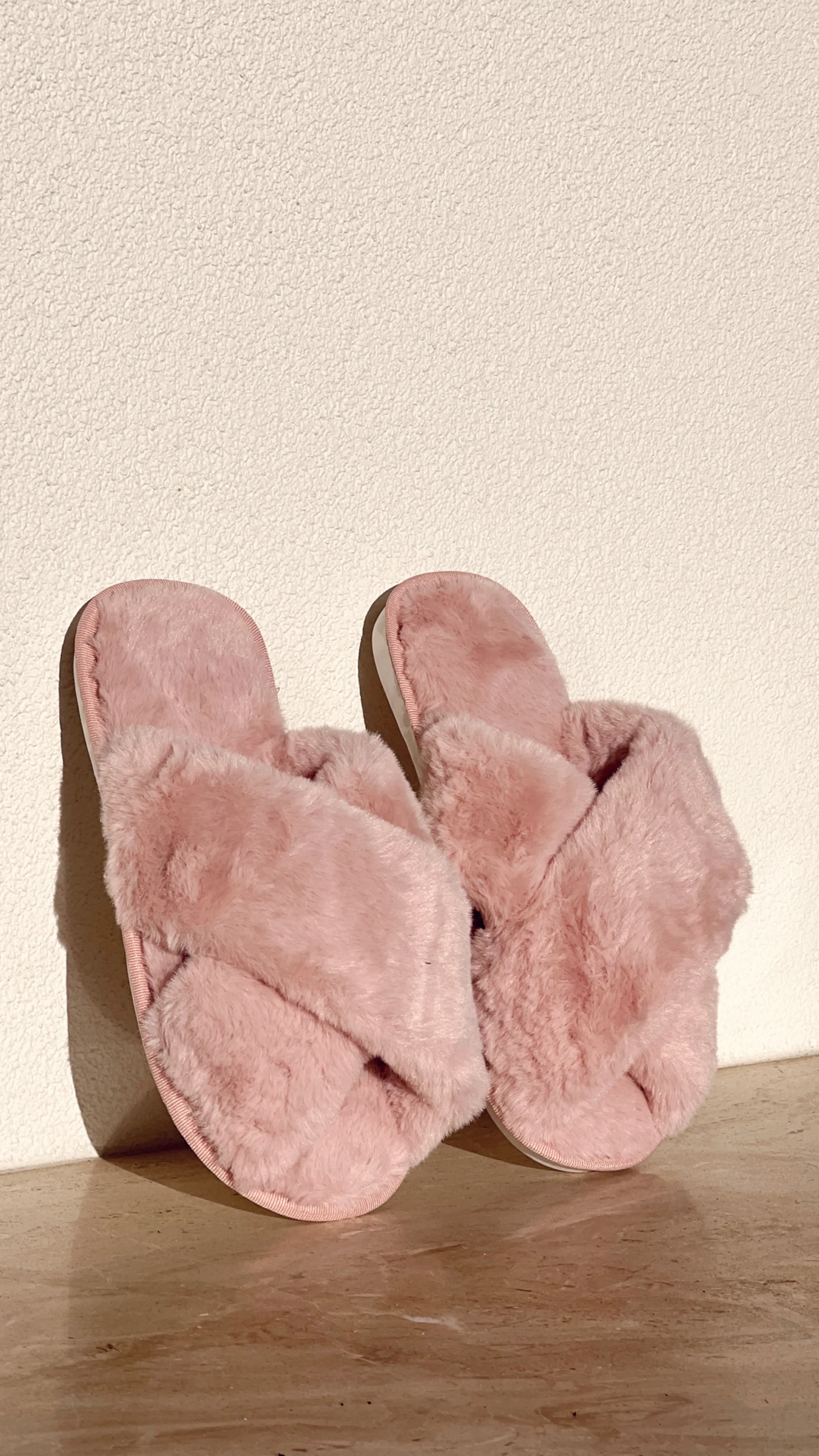 Jessica Fluffy Slippers - Light Pink