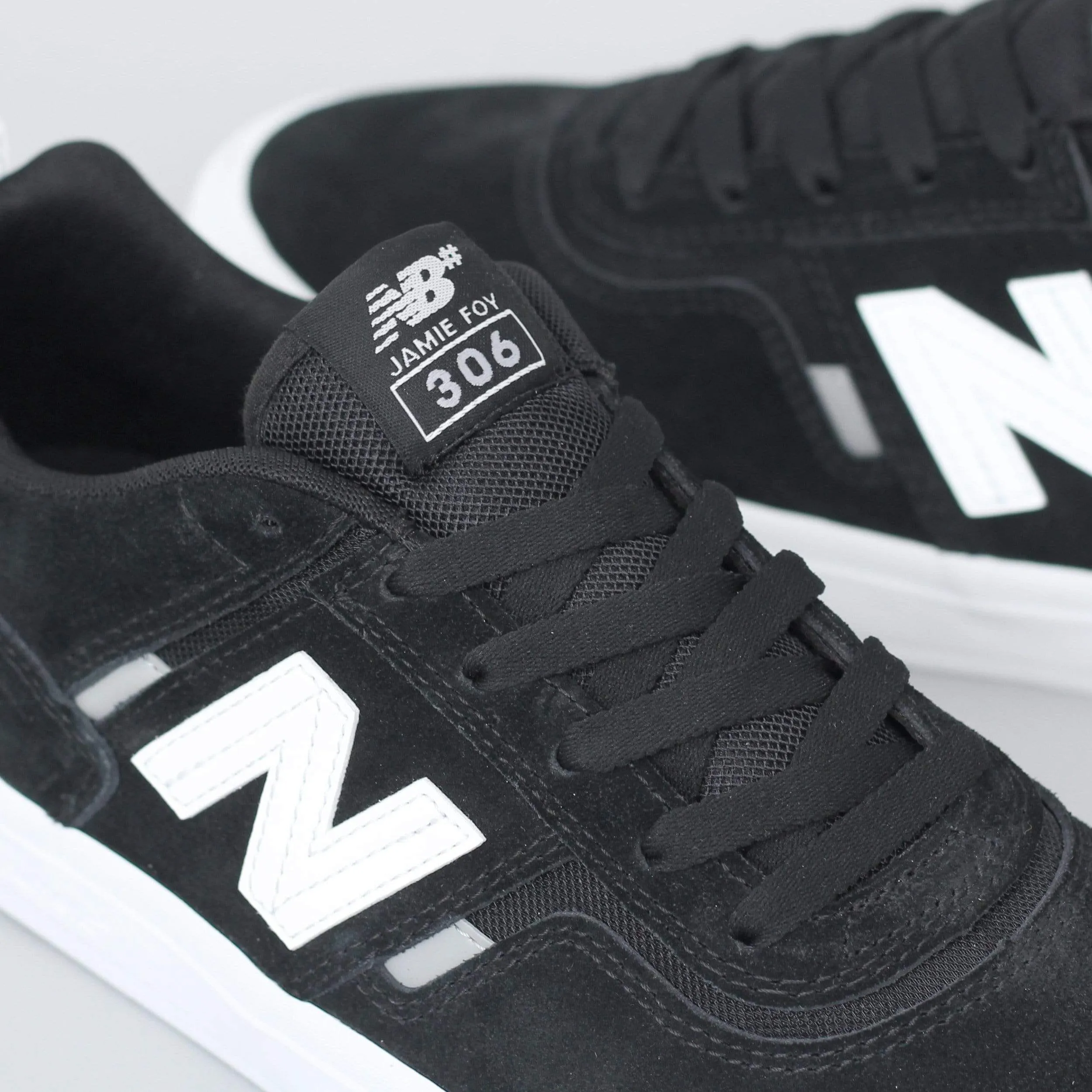 New Balance Numeric 306 Shoes Black / White