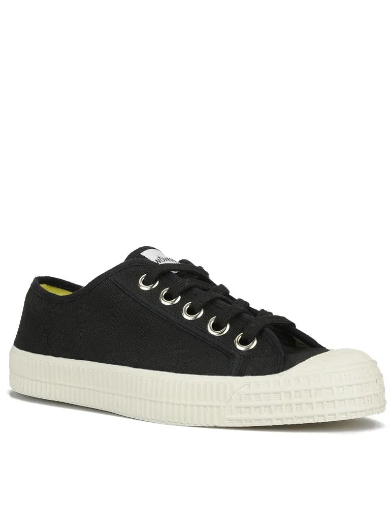 Novesta Star Master Low Top Trainers in Black