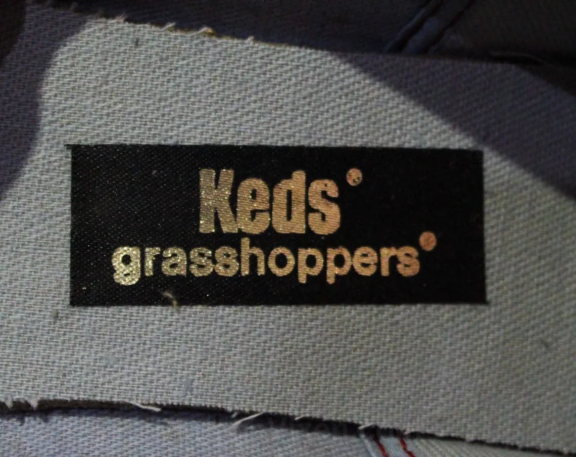 Size 10 Deck Shoes - Classic Casual 90s Red Slip On Narrow Shoe - Braided Jute - 1990s Keds Grasshoppers - 1991 Preppy Deadstock - 10N