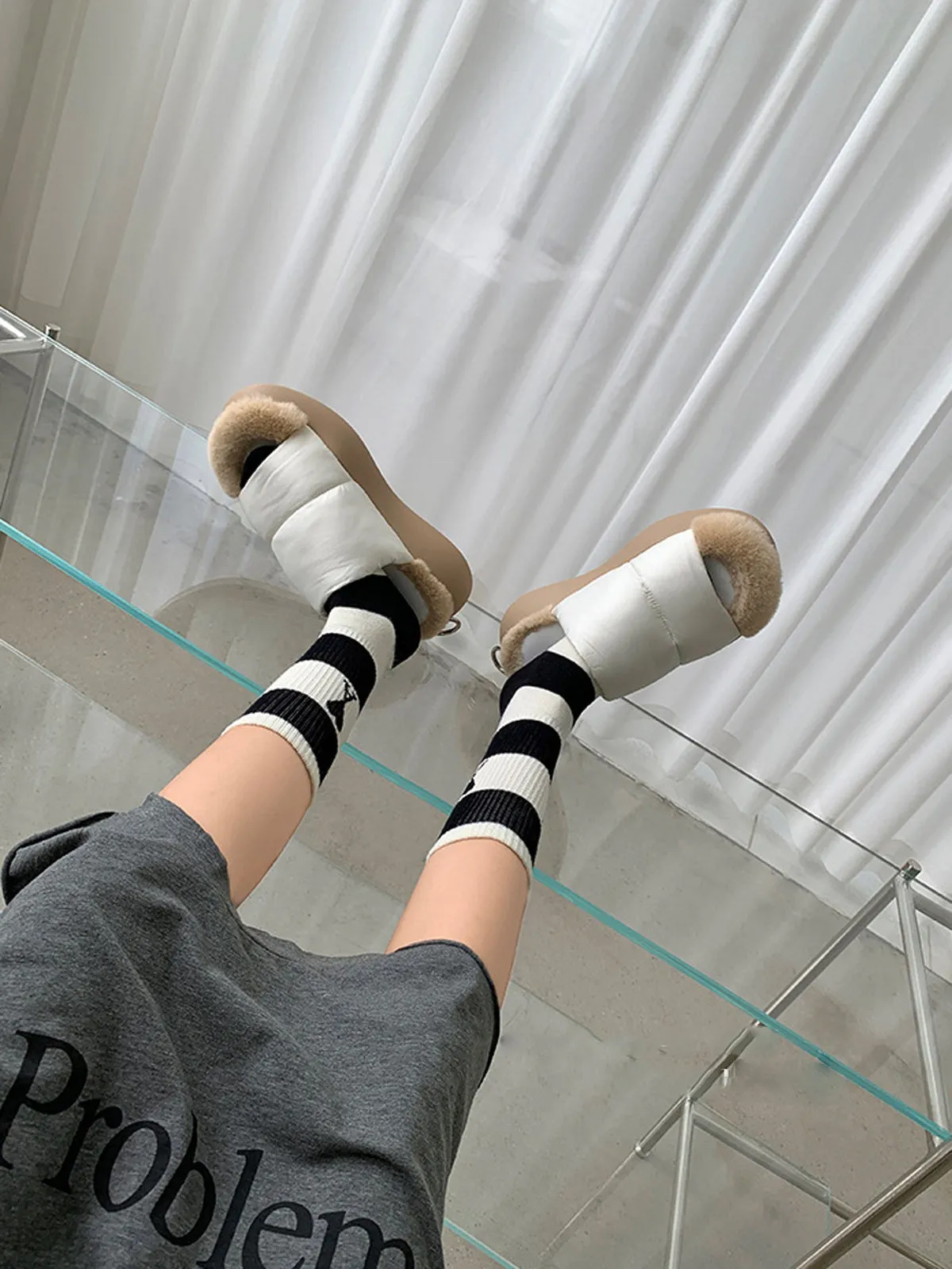 Warm Plush Slippers - Black